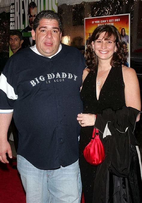 Jan 29, 2020 · Born on 19th February 1963, Joey Diaz wife age is 56 years. Joey Diaz wife job immediately after college in the 1990s was a financial analyst at a law firm during the day, and she also worked in a club. She took up the two jobs in the south before she relocated to Los Angeles in search of greener pastures. 